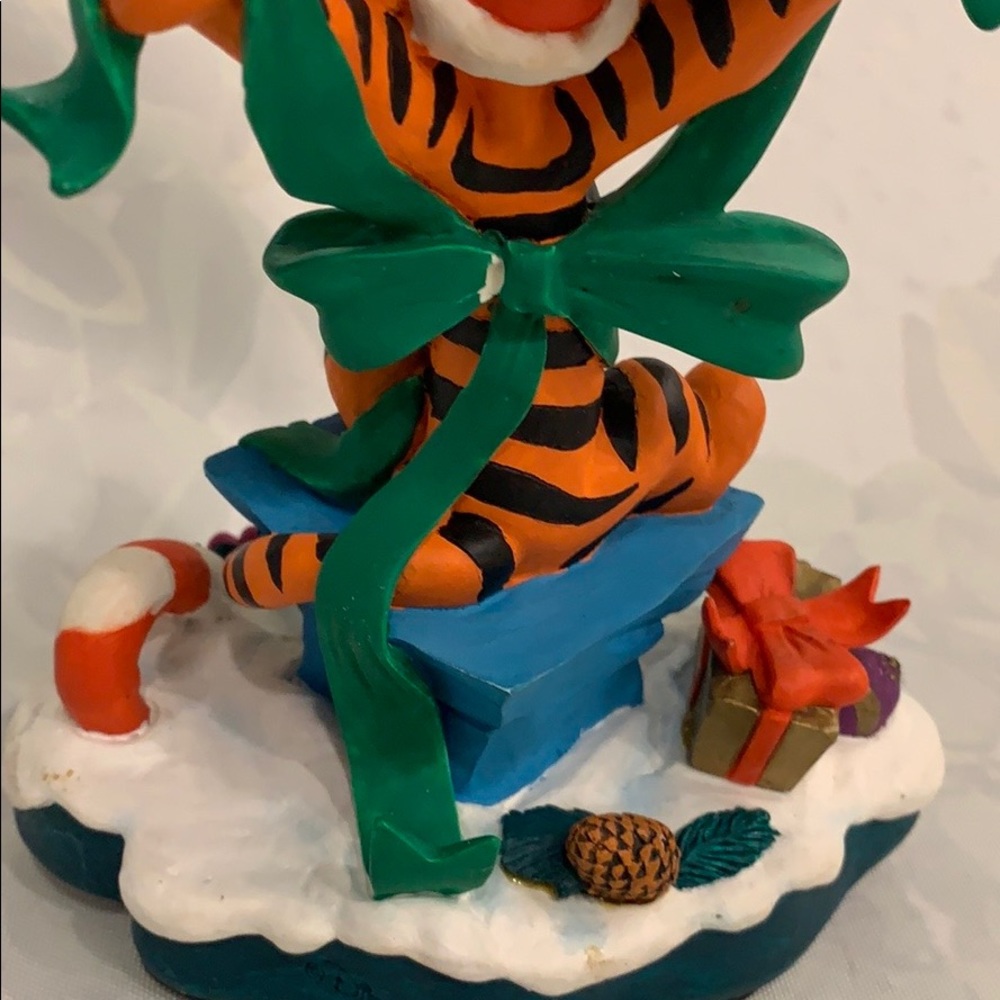 Rare Disney stocking holder: Tigger & Roo - Picture 6 of 7